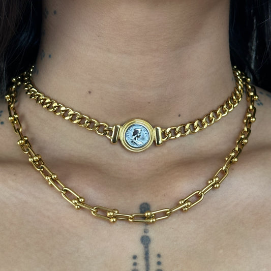 collier Fati acier inoxydable plaqué or 18k bicolore porté