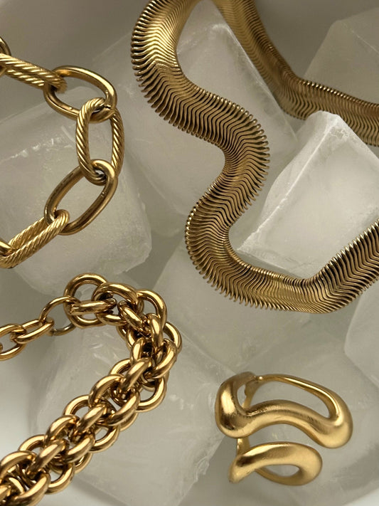 Bijoux en acier inoxydable 304 et 316L : tout ce qu’il faut savoir