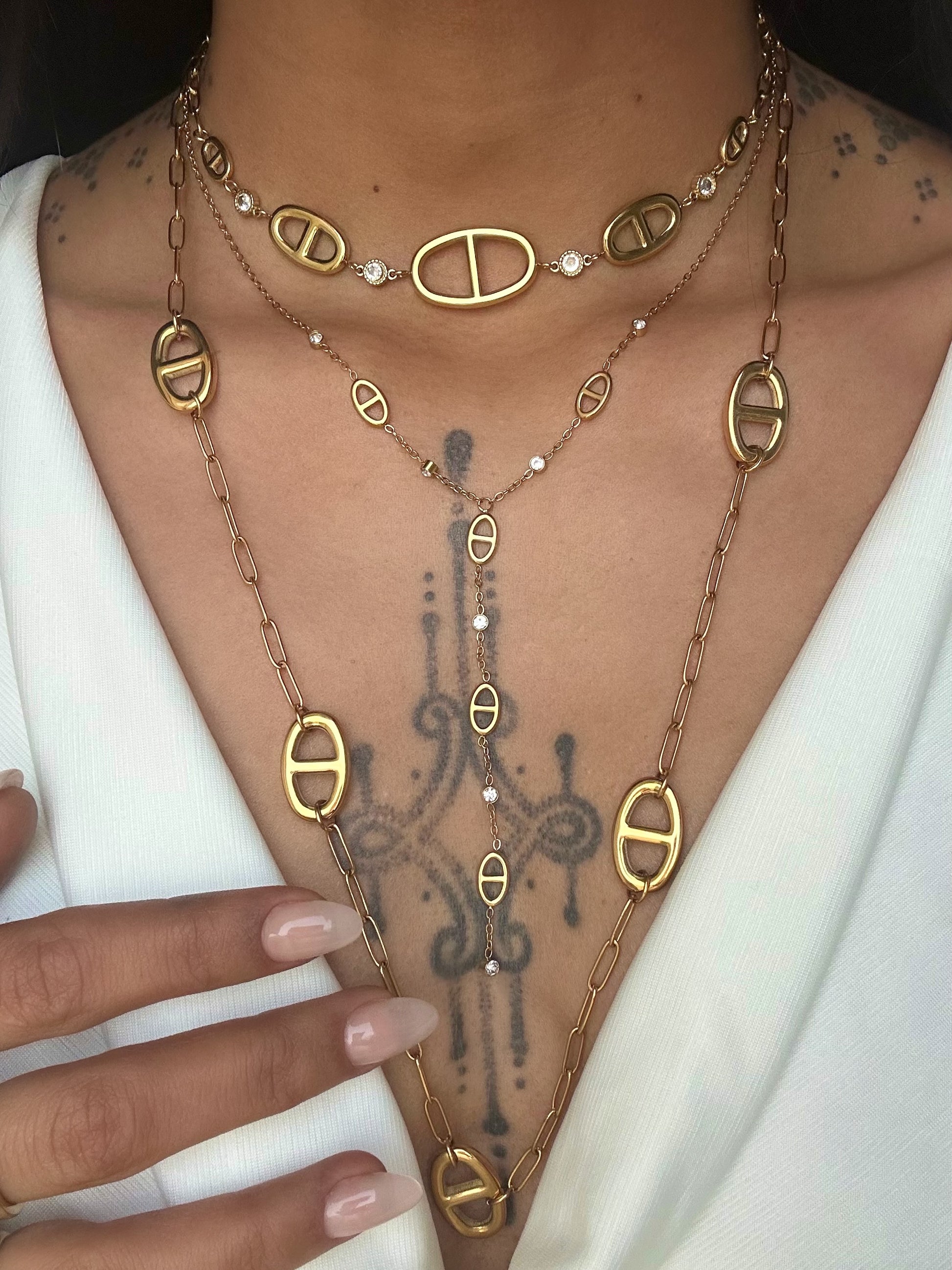 Collier Siggy doré en maille marine en acier inoxydable composition – Monalya