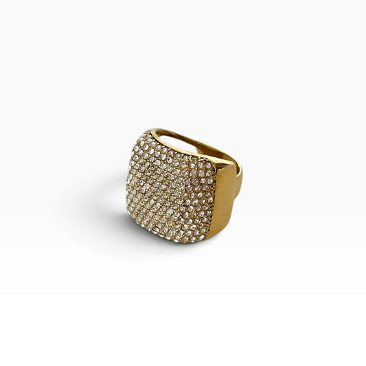 Bague Sixtine dorée en acier inoxydable 304 entièrement ornée de strass