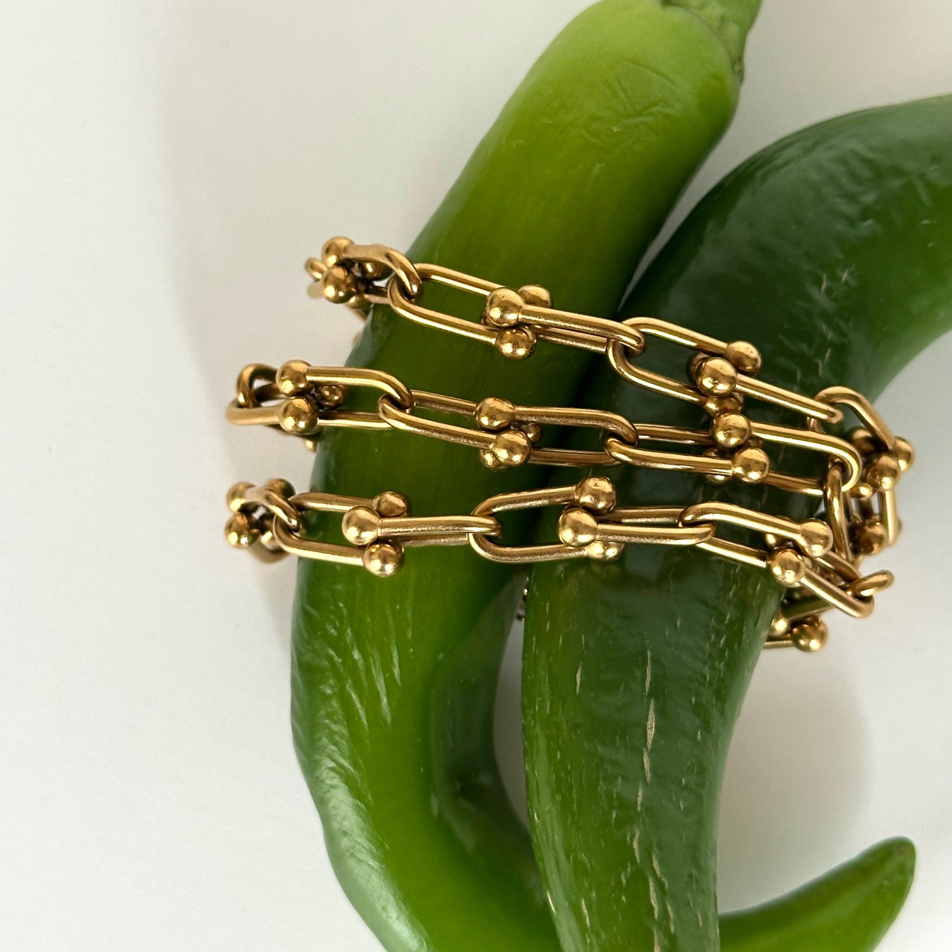 collier Jada acier inoxydable plaqué or 18k détail maille