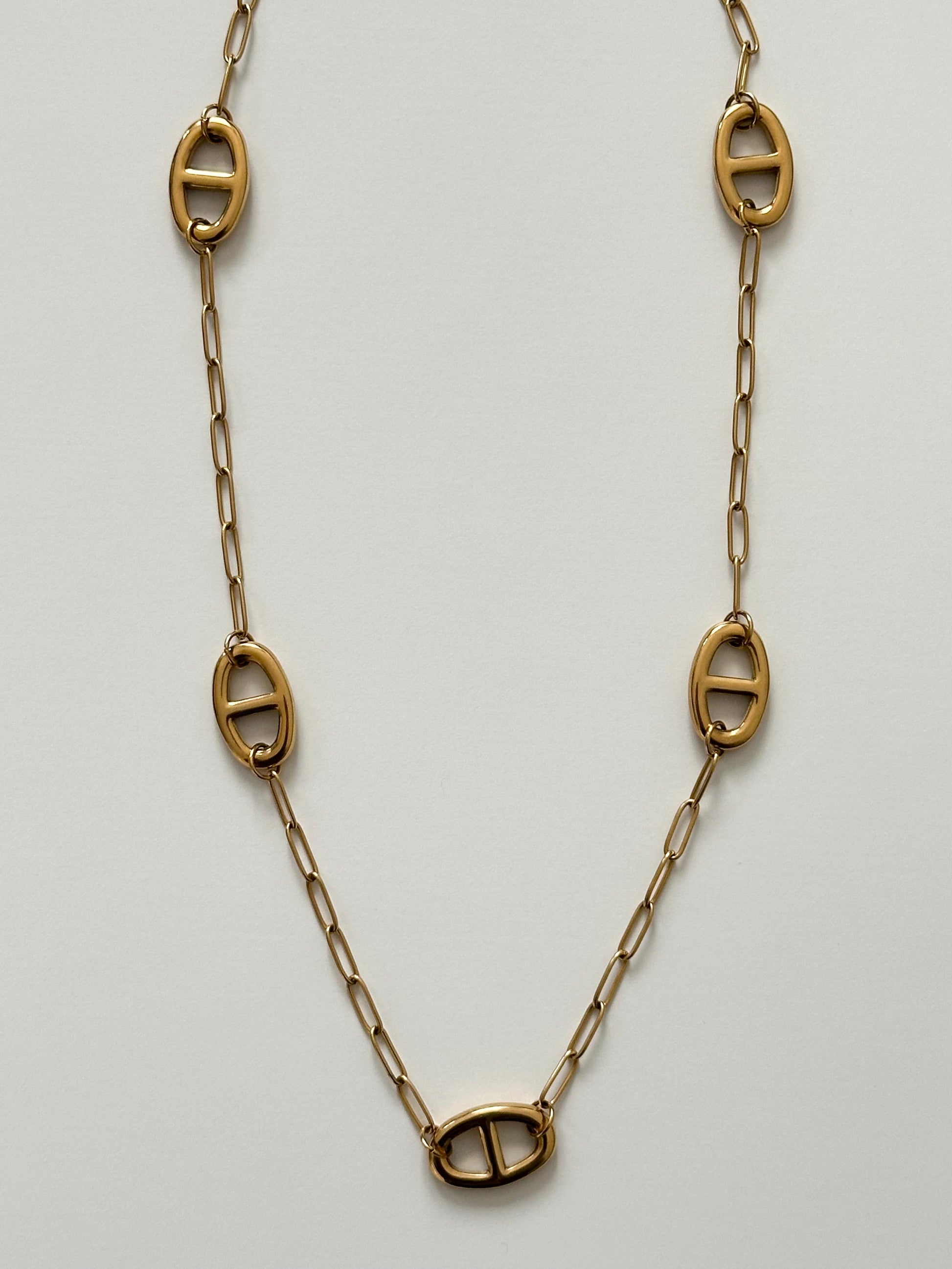 Collier Siggy doré en maille marine en acier inoxydable – Monalya